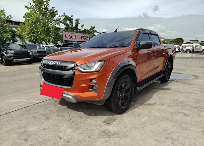 ISUZU
             
                 for Sale for Sale
