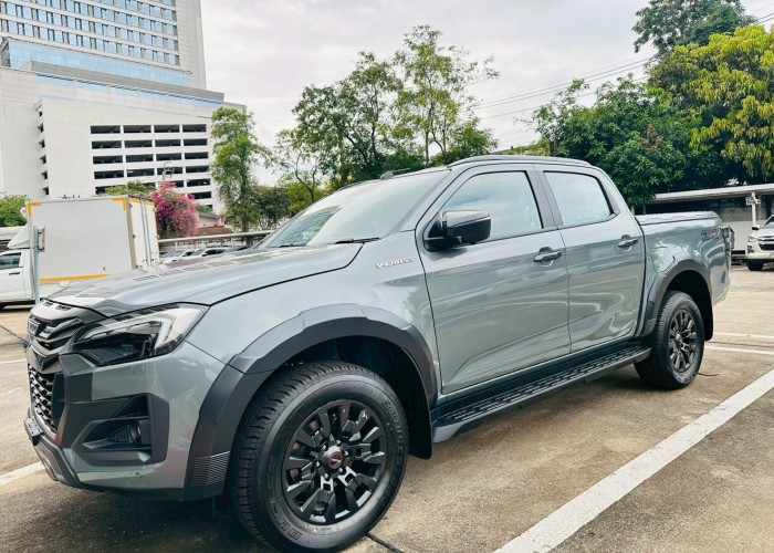 ISUZU
             
                 for Sale for Sale