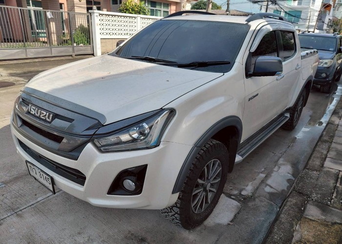 ISUZU
             
                 for Sale for Sale