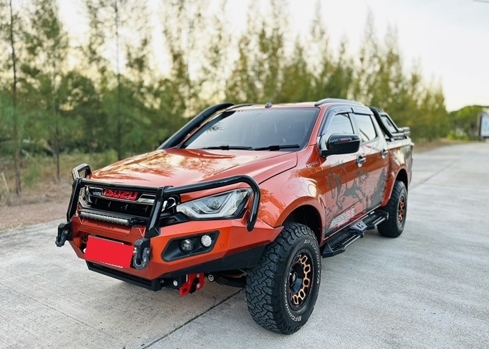ISUZU
             
                 for Sale for Sale